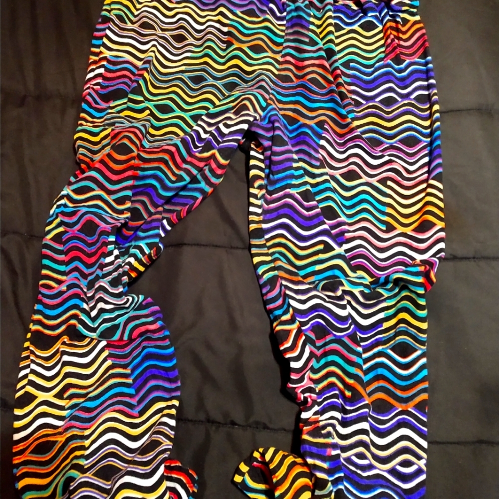 LuLaRoe TC2 multi color swirls